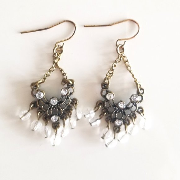 Elegant Antique-Inspired Mini-Chandelier Crystal Earrings - Picture 1 of 2